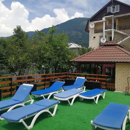 U Ruslana Guest House Gagra Extérieur photo